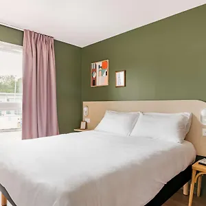 Hotel Première Classe Genève - Aéroport -